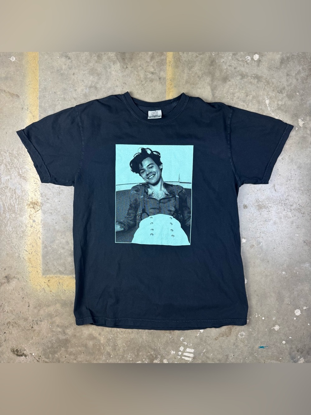 Harry Styles T-Shirt Medium Love On Tour 2021 Comfort Colors Tee One Direction
